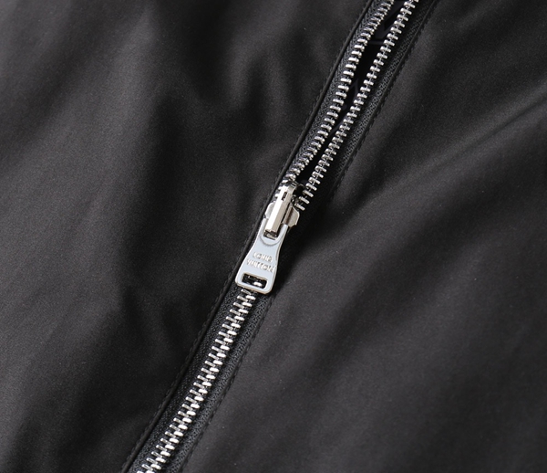 ブランドジャケット角部分ディテール